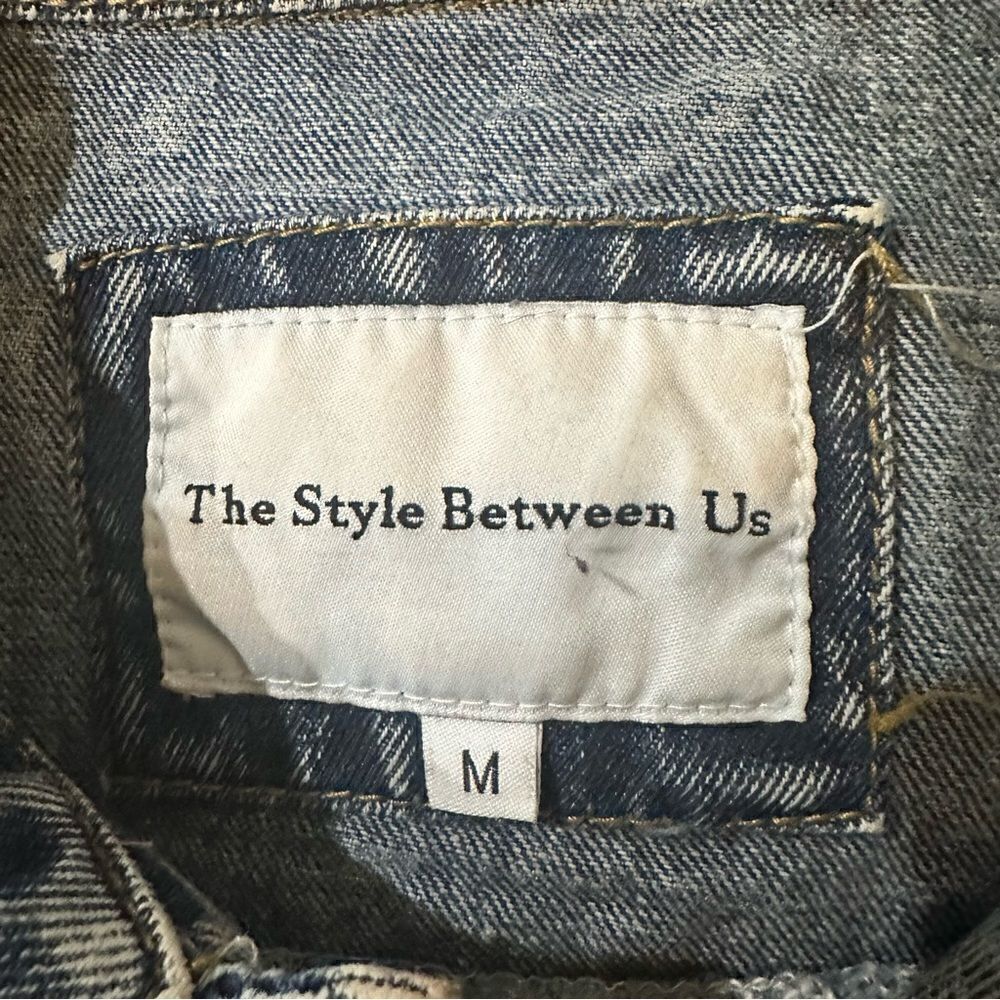 The Style Between Us Denim Jean Jacket Size M - Picture 11 of 11